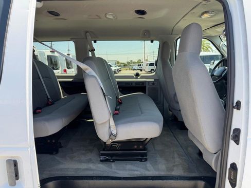 Used 2011 Ford E-350 and Econoline 350 XLT RWD image 35