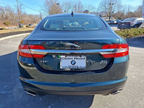 Used 2015 Jaguar XF Portfolio image 6
