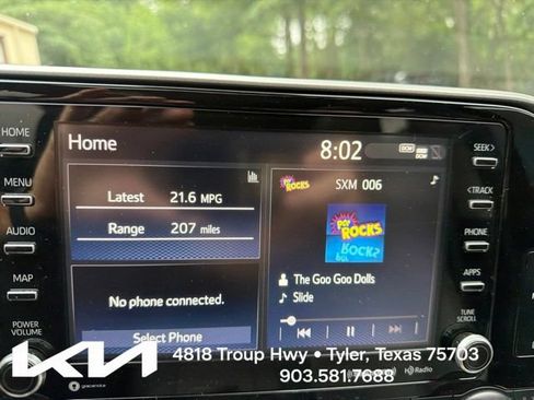 Used 2022 Toyota Highlander XLE FWD image 19