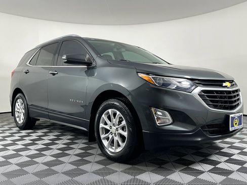 Used 2018 Chevrolet Equinox LT w/ Sun & Infotainment Package image 7