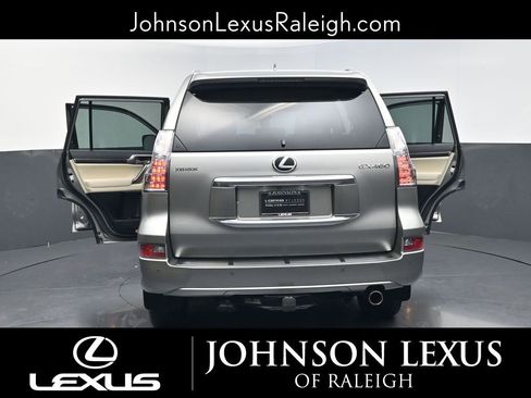 Used 2023 Lexus GX 460 Premium w/ Premium Plus Package AWD/4WD image 35
