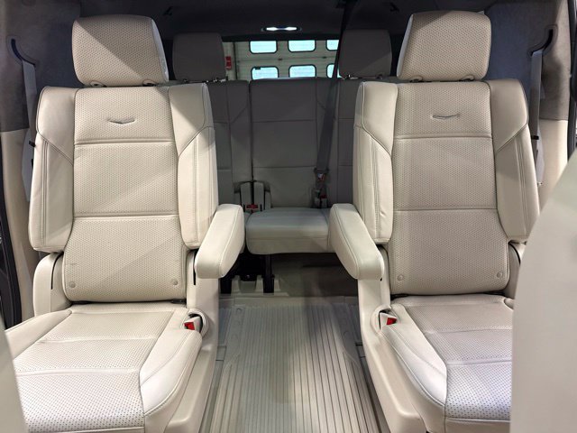 Certified 2024 Cadillac Escalade ESV Sport Platinum w/ LPO, ONYX Package AWD/4WD image 29