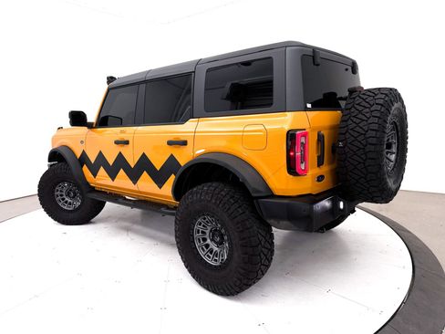 Used 2022 Ford Bronco Wildtrak AWD/4WD image 2
