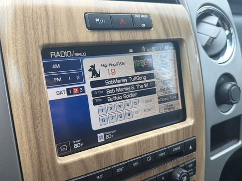 Used 2011 Ford F150 Lariat w/ Lariat Chrome Pkg AWD/4WD image 8