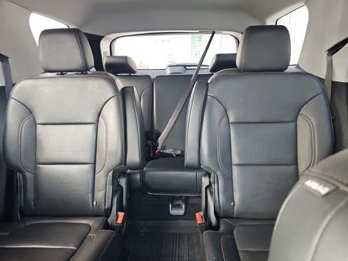 Used 2019 Chevrolet Traverse Premier image 38