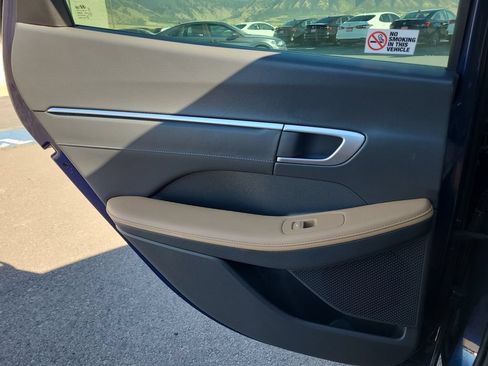 Used 2021 Hyundai Sonata Limited FWD image 29