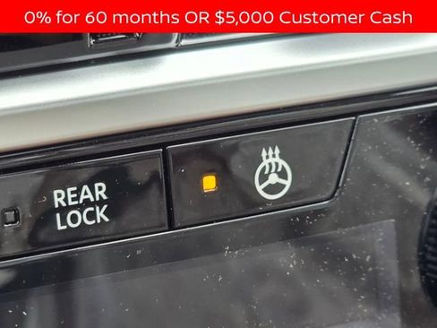 New 2025 Nissan Pathfinder Platinum w/ Lighting Package (N92) image 10