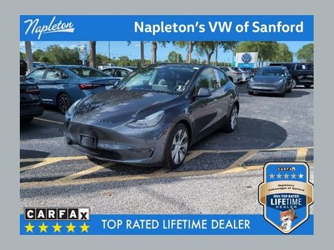 Used 2021 Tesla Model Y Long Range AWD/4WD image 1