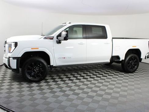 New 2026 GMC Sierra 2500 AT4 w/ AT4 Premium Plus Package AWD/4WD image 2