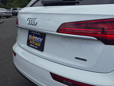 Used 2022 Audi Q5 2.0T Premium Plus w/ Premium Plus Package AWD/4WD image 13