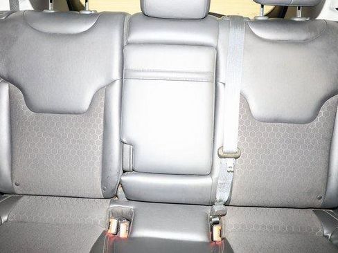 Used 2018 Jeep Compass Latitude w/ Popular Equipment Group image 13