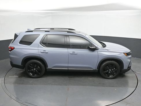 Used 2025 Honda Pilot Black Edition image 26