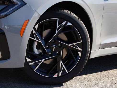 New 2026 Kia K5 GT-Line image 3