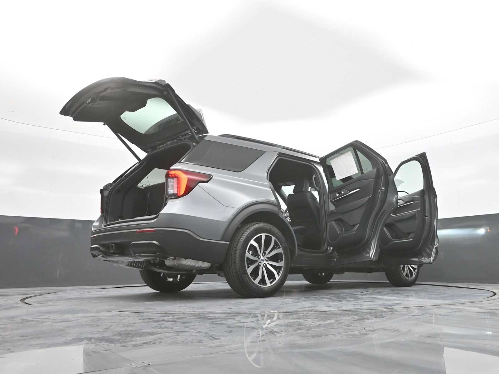 New 2025 Ford Explorer ST-Line AWD/4WD image 73