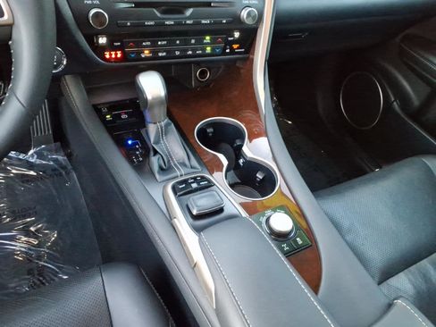 Used 2019 Lexus RX 350 AWD w/ Navigation Package image 10