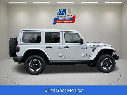 Used 2022 Jeep Wrangler Unlimited Rubicon w/ Steel Bumper Group AWD/4WD image 7