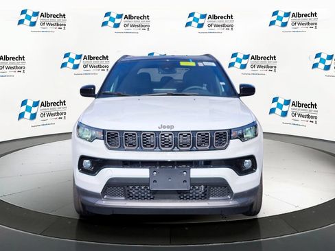 New 2026 Jeep Compass Limited w/ Sun, Sound & Navigation Group AWD/4WD image 8