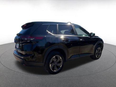 Used 2025 Nissan Rogue SV image 15