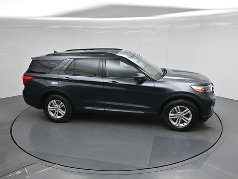 Certified 2023 Ford Explorer XLT RWD image 55