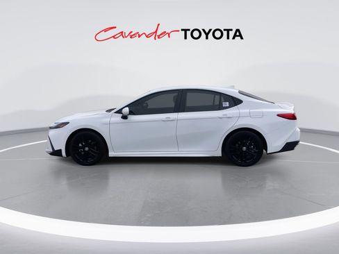 Certified 2026 Toyota Camry SE image 5