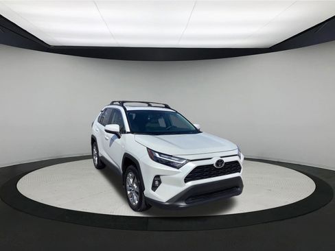 Used 2025 Toyota RAV4 XLE Premium AWD/4WD image 2