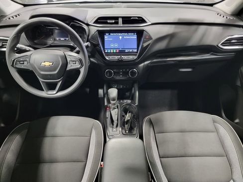Certified 2023 Chevrolet TrailBlazer LT w/ Convenience Package AWD/4WD image 17