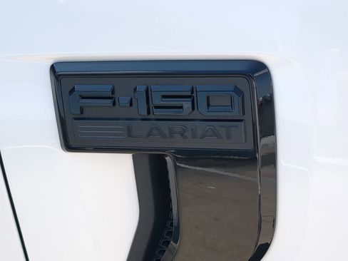 New 2025 Ford F150 Lariat w/ Equipment Group 502A High image 42
