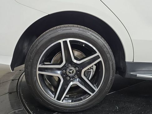 Used 2018 Mercedes-Benz GLE 350 image 29