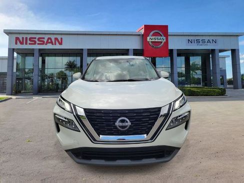 Certified 2023 Nissan Rogue SV FWD image 11