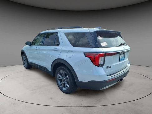 New 2026 Ford Explorer Active w/ Active Comfort Package AWD/4WD image 12