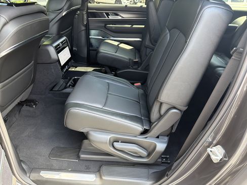 New 2026 Jeep Grand Wagoneer L Summit w/ Premium Group III AWD/4WD image 26