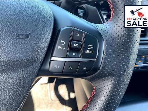 Used 2025 Ford Escape ST-Line AWD/4WD image 19