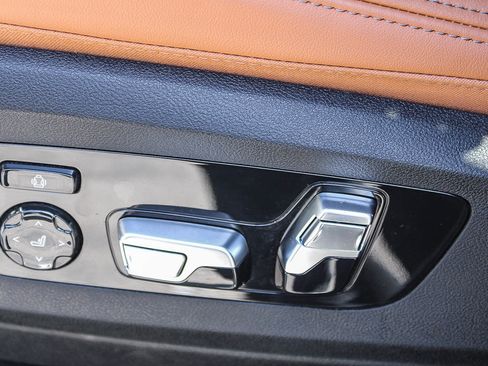 Certified 2026 BMW X7 xDrive40i AWD/4WD image 19