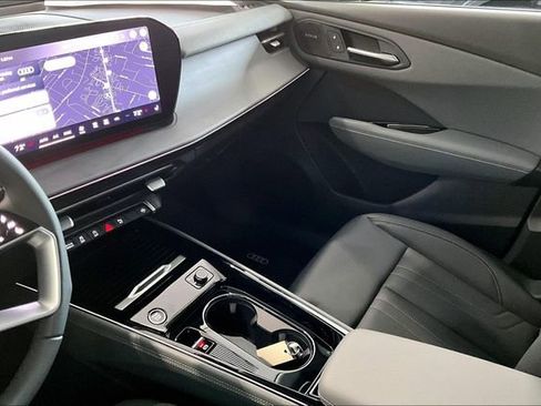 New 2026 Audi Q3 quattro 2.0T image 7