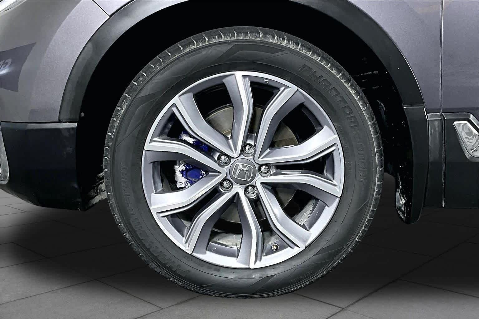 Used 2021 Honda CR-V Touring image 10