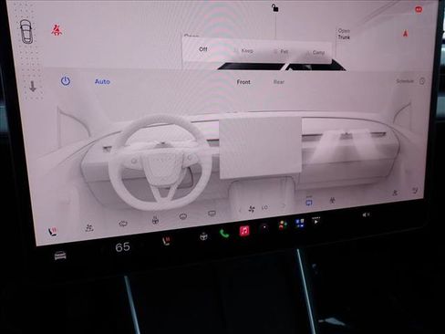 Used 2026 Tesla Model Y AWD image 23