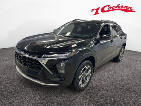 Certified 2024 Chevrolet Trax LT w/ Driver Confidence Package image 21