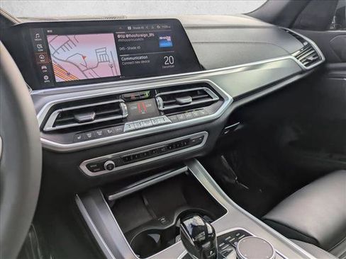 Used 2022 BMW X5 xDrive40i w/ M Sport Package image 15
