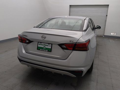Used 2023 Nissan Altima 2.5 SV image 7