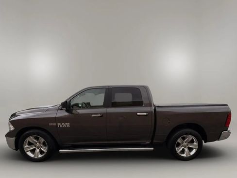 Used 2017 RAM 1500 Big Horn RWD image 10