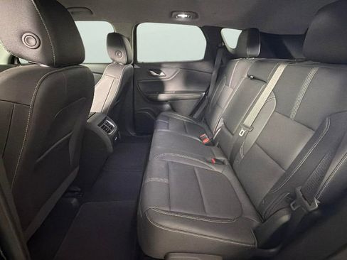 Used 2023 Chevrolet Blazer LT w/ Midnight/Sport Edition FWD image 26