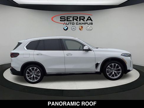 New 2026 BMW X5 xDrive50e w/ Premium Package AWD/4WD image 2