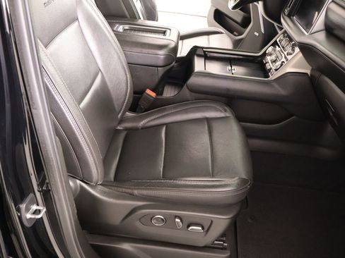Used 2021 GMC Yukon XL Denali w/ Denali Ultimate Package AWD/4WD image 14