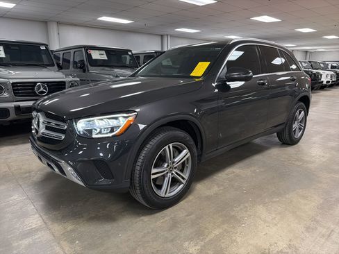 Used 2021 Mercedes-Benz GLC 300 GLC 300 image 2