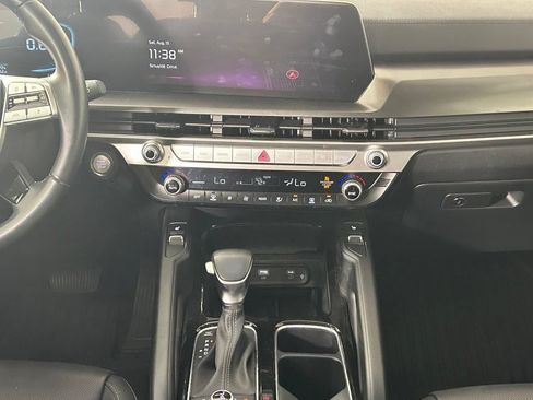 Used 2024 Kia Telluride S w/ S Sunroof Package AWD/4WD image 2
