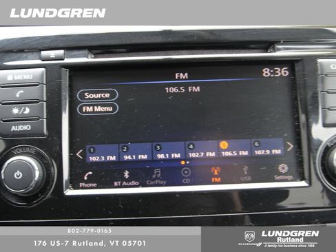 Used 2018 Nissan Rogue SV AWD/4WD image 14