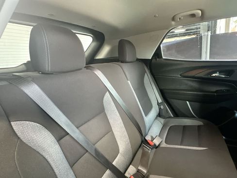 Used 2025 Chevrolet TrailBlazer LT AWD/4WD image 26