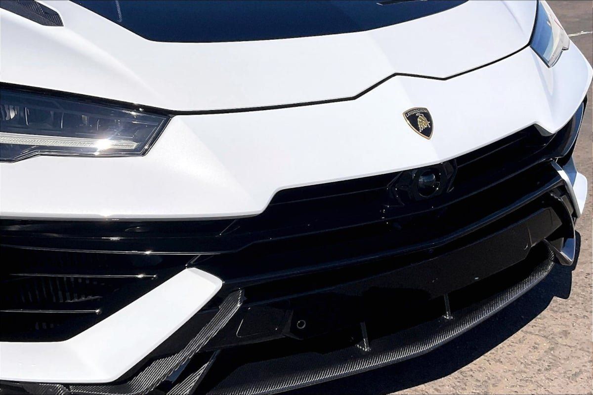 Used 2023 Lamborghini Urus Performante AWD/4WD image 27