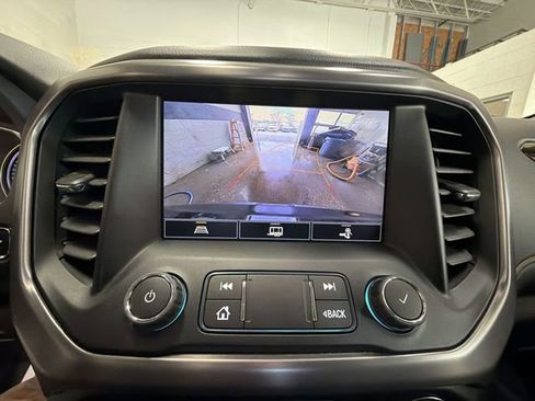 Certified 2023 GMC Acadia AT4 w/ Trailering Package AWD/4WD image 17