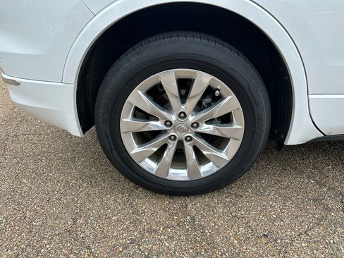 Used 2018 Buick Envision Essence AWD/4WD image 5